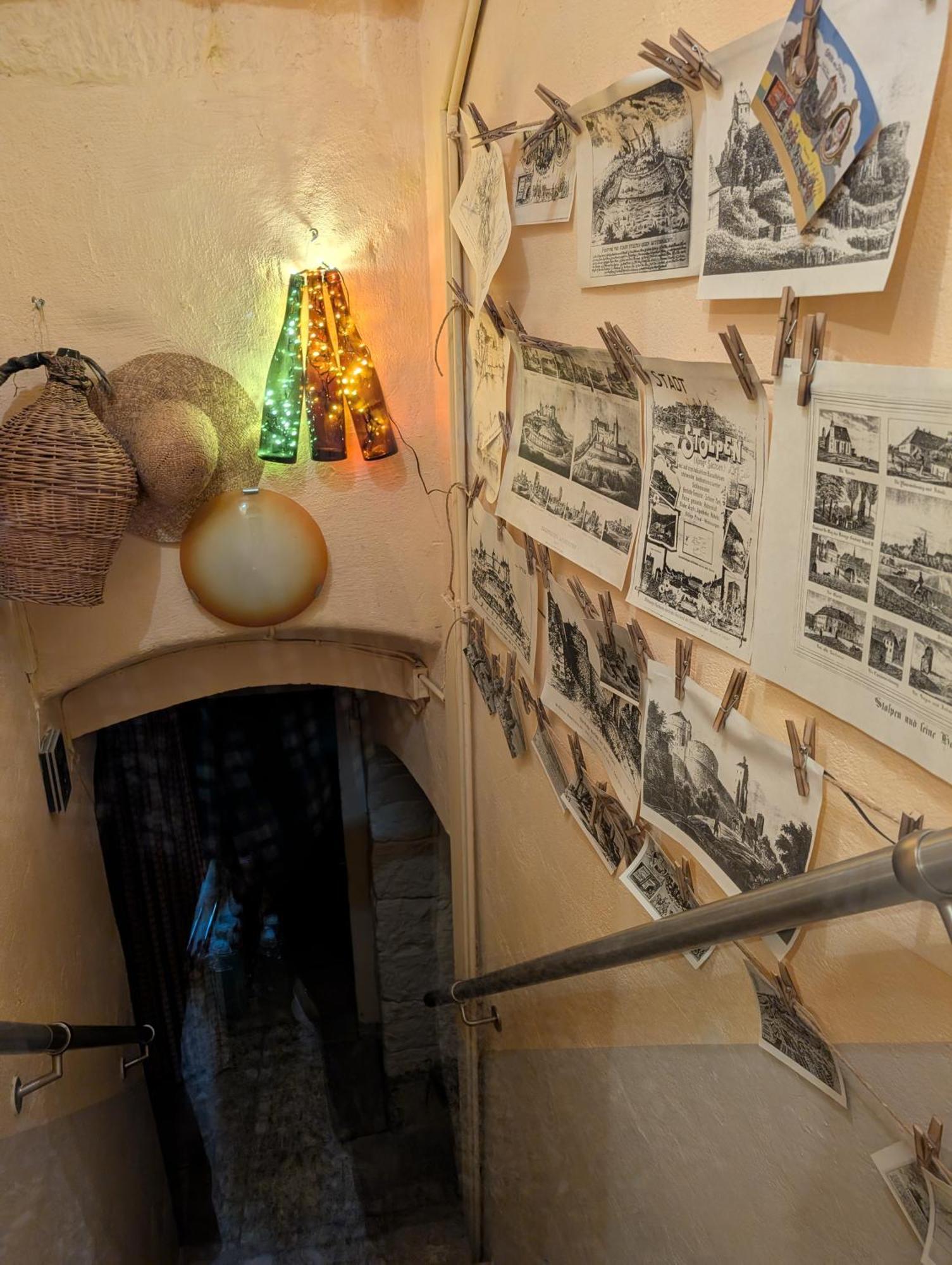 Gaestehaus Locanda Al Castello Stolpen Bagian luar foto